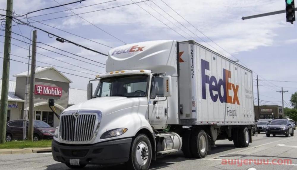 Fedex 宣布新一轮的司机休假，将停止运营一项同城当日送达服务 第1张